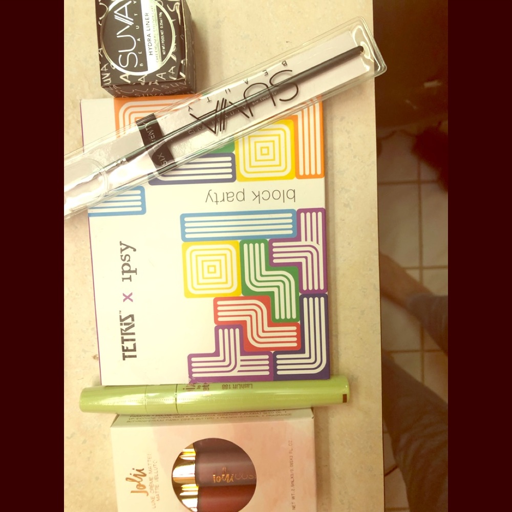 New Ipsy Glam Package